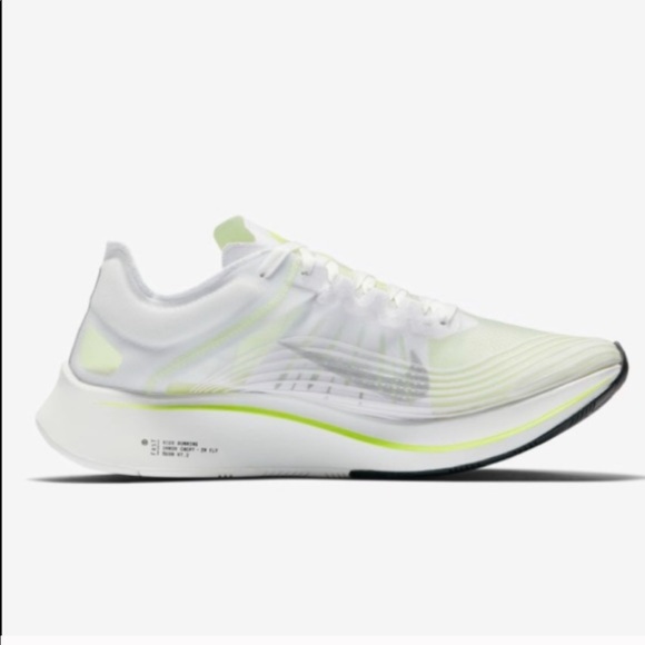 NWT Women’s Nike Zoom Fly SP - Picture 6 of 8